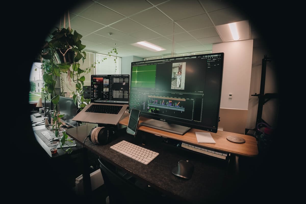 Google PMax AI Creatives: How to Feed the Algorithm Better Assets